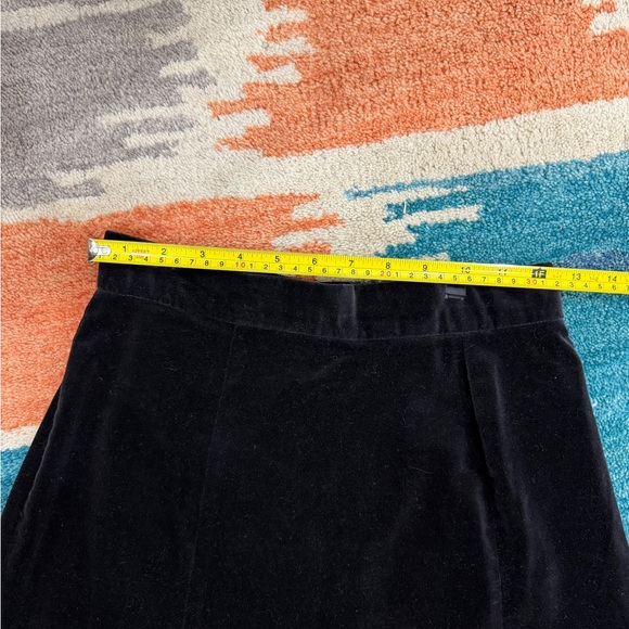 Vintage Black Velvet Mini Skirt - Picture 4 of 4